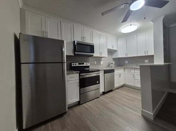 2311 I St APT 5, Sacramento, CA 95816