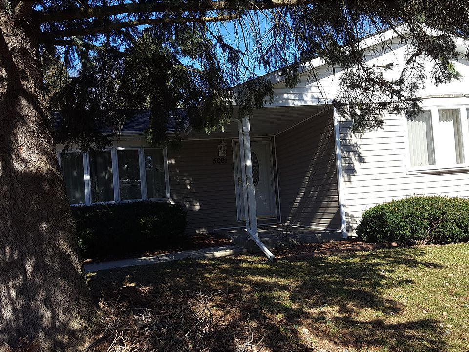 1st image of 5001 Lynn Ln
