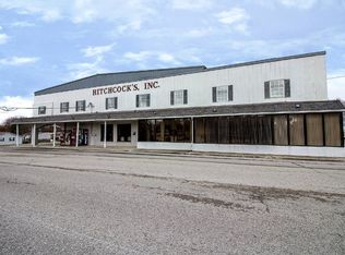 93 Spring St, Spencer, TN 38585