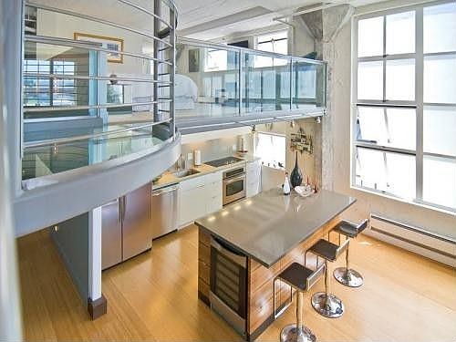 1st image of 601 4th St Unit 319
