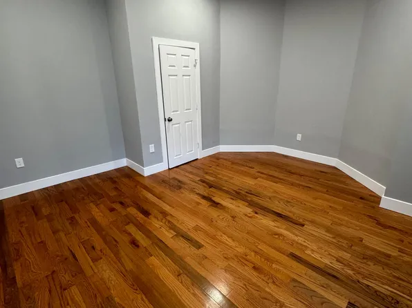 47 West St APT 1, Worcester, MA 01609