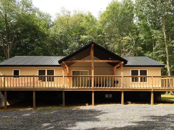 265 Blue Mountain Dr, Lewistown, PA 17044