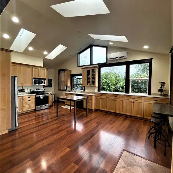 466 N 4th Ct — Photo 5