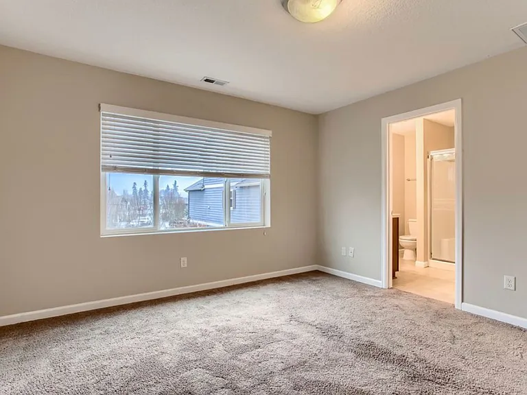 20815 Sister Ln — Photo 16