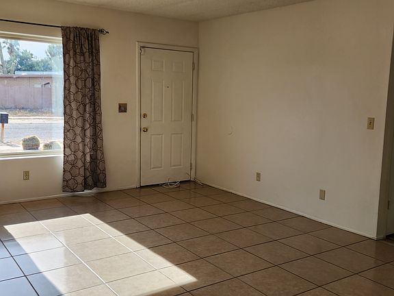 Living area. Curtains not included.