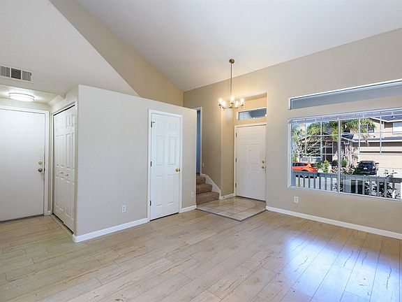 5th image of 2122 Crystal Hill Drive