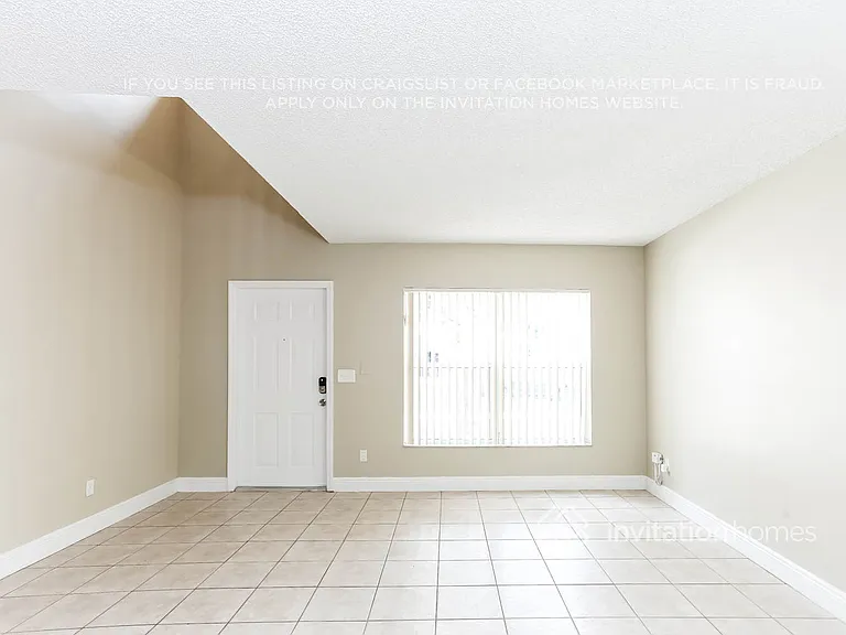 13440 SW 24th St — Photo 5