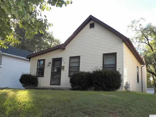 1620 Spruce St, Quincy, IL 62301
