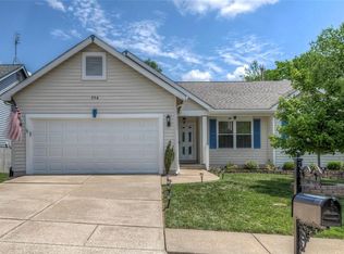 756 Spring Crest Ct, Fenton, MO 63026