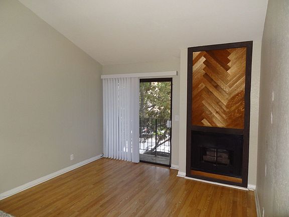 2nd image of 4726 Orion Ave #6