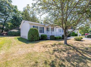 16 Fieldwood Dr, Bridgewater, MA 02324
