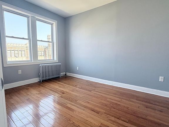 4th image of 662 Avenue A #17E