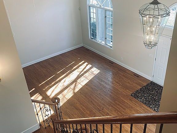 5th image of 5026 Village Commons Dr