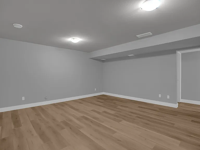 16459 59a Ave #BASEMENT — Photo 12