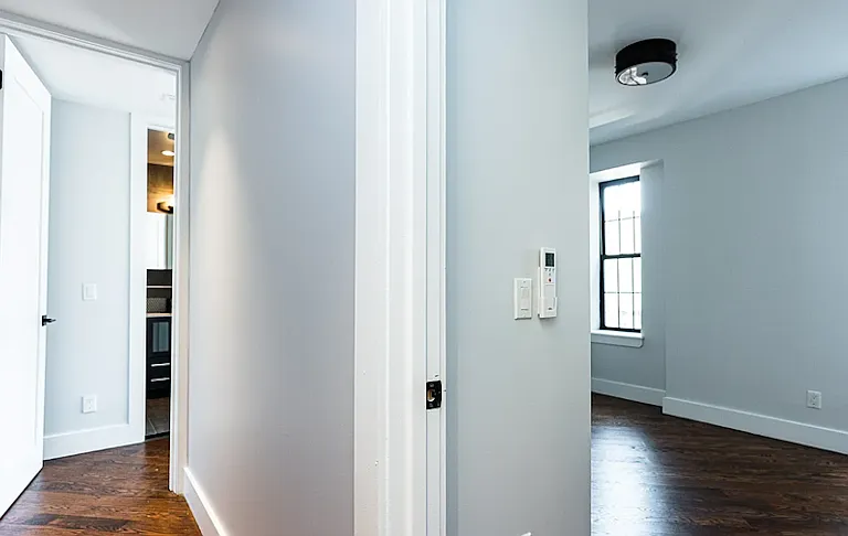 35 Claver Pl #3E — Photo 8