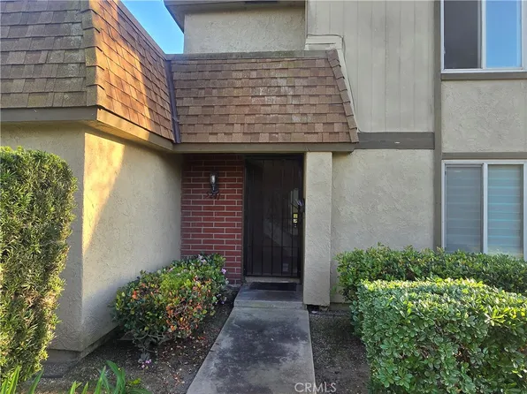 5241 Salisbury Cir, La Palma, CA 90623