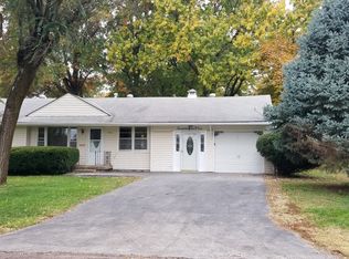 7906 Cedar Ave, Raytown, MO 64138