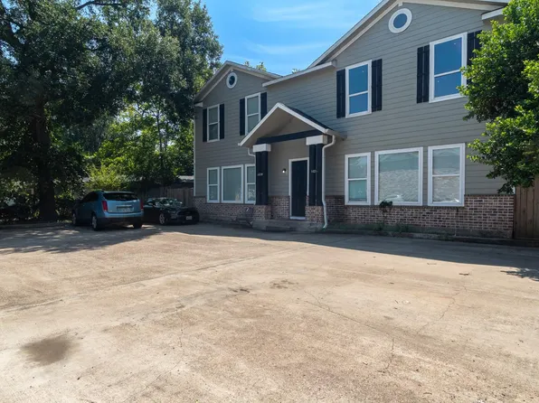 1421 20 1/2 St, Huntsville, TX 77340
