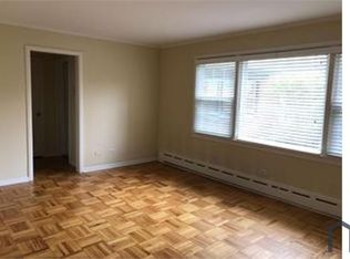 6116 N Hermitage Ave APT 1, Chicago, IL 60660