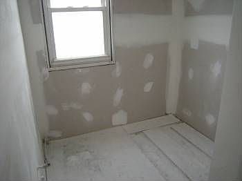 4th image of 499 Townsend Ave
