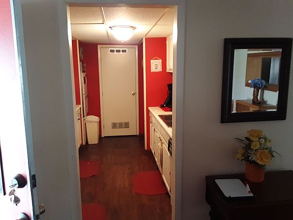 3rd image of 1203 N Expressway 77 Unit 415