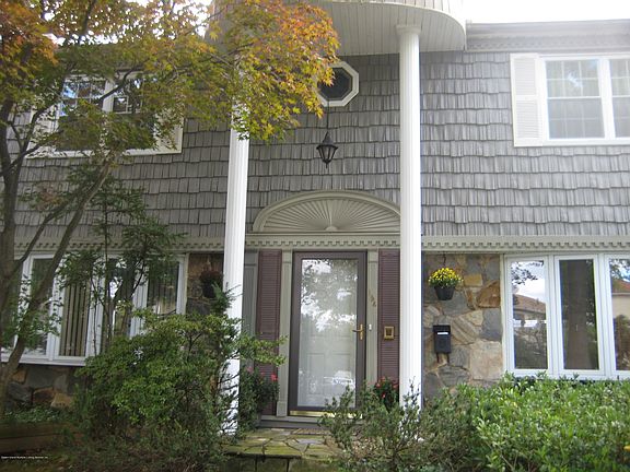 4th image of 194 Paulding Ave