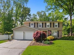 9252 Briarbrook Dr NE, Warren, OH 44484