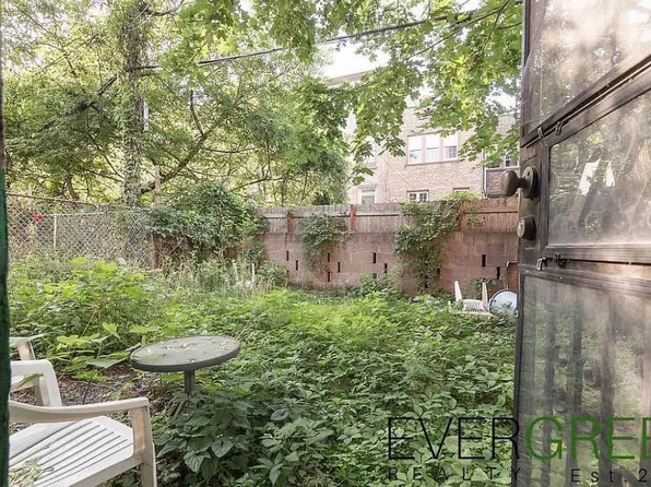 161 Taaffe Place image 1 of 8