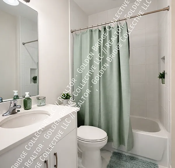 11938 SW Seaway St — Photo 4