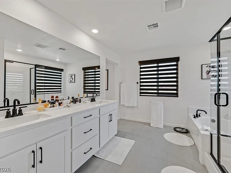 2933 Little Current Rd — Photo 23