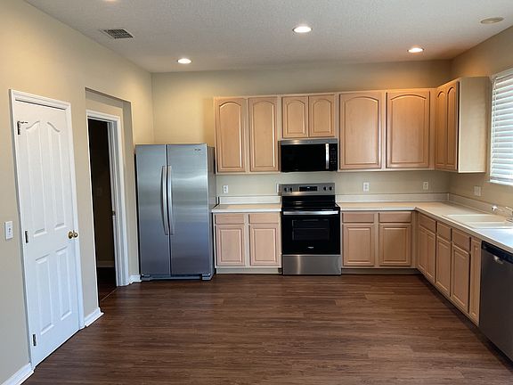 3rd image of 15114 Perdido Dr