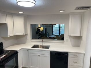 145 Ocean Ave APT 205, Palm Beach Shores, FL 33404