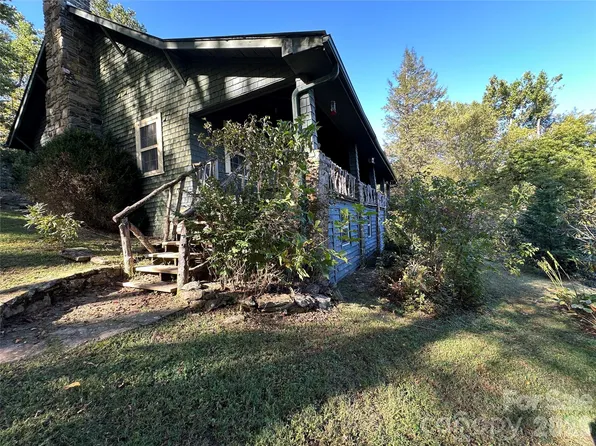 16 Osborn Knob Rd, Marion, NC 28752