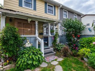 568 Strasburg Rd, Kitchener, ON N2E1T8