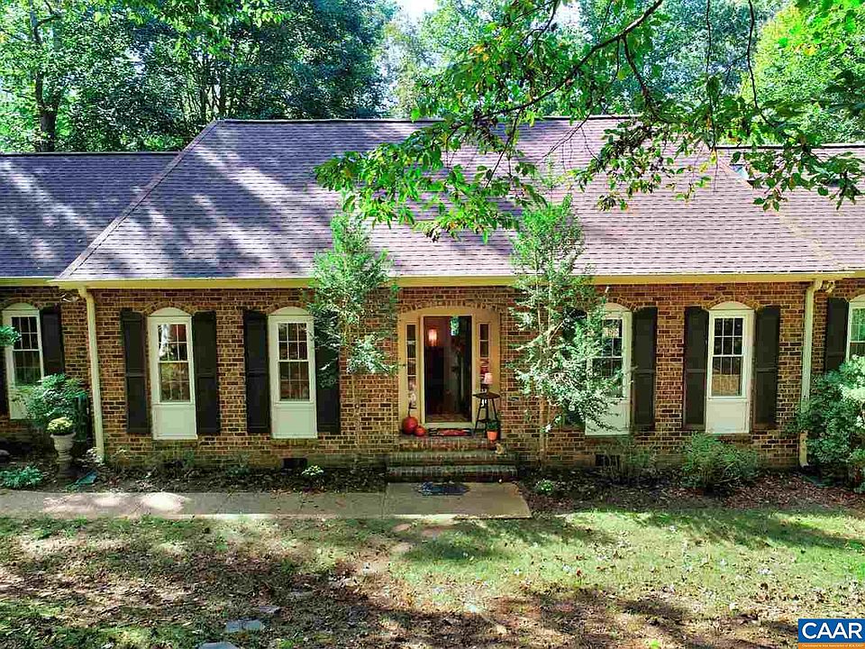2nd image of 1805 Lonicera Way