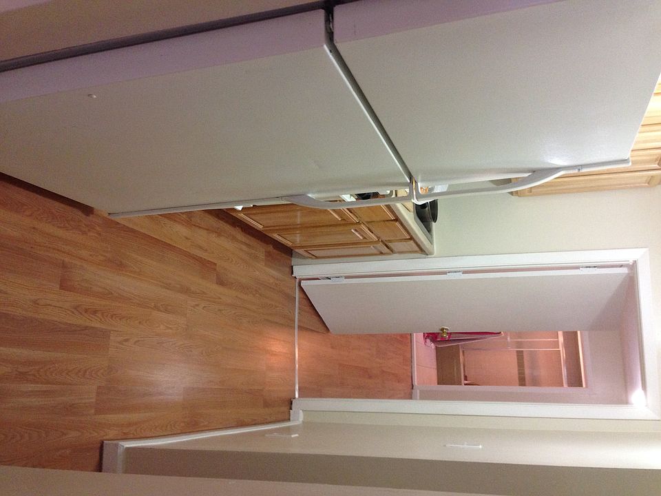 2nd image of 16 Jones St