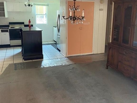 5th image of 6818 Friarwood Dr