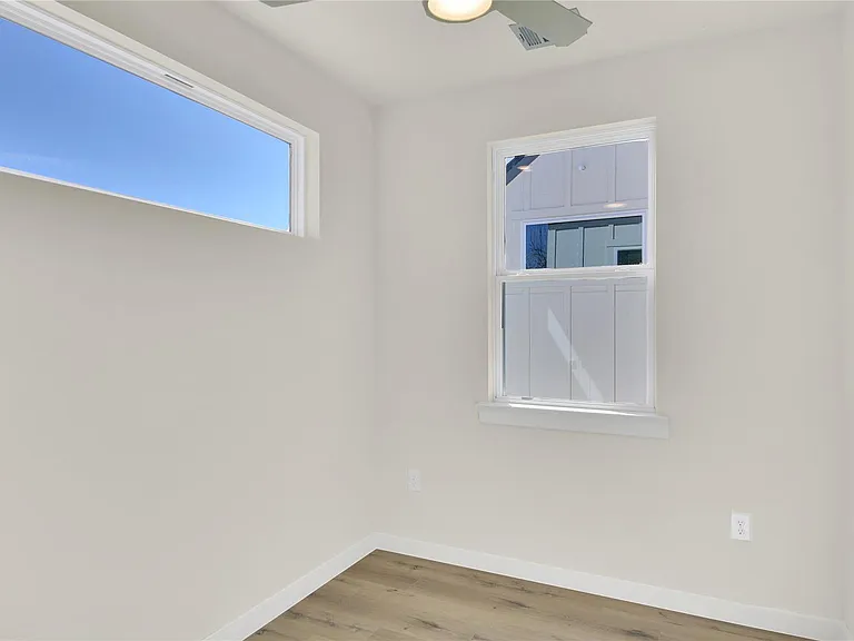 6802 Montana St #2 — Photo 9