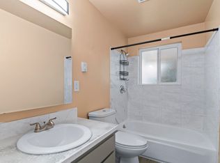 6115 W Beech St APT 2, Everett, WA 98203