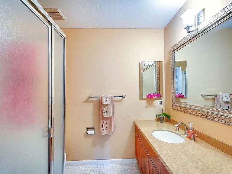 2401 Branchwood Ct #ROOM FOR RENT ONLY — Photo 17