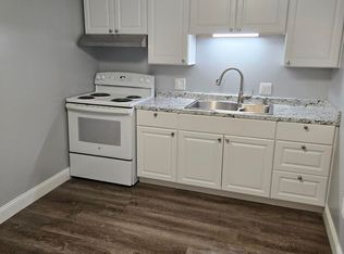 63 Grove St APT 3, Bangor, ME 04401