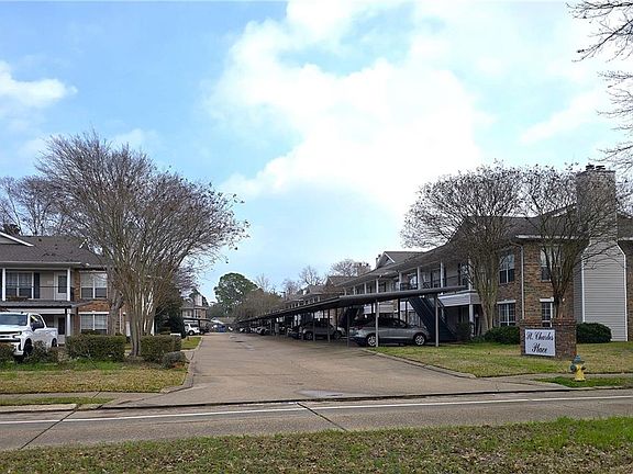 2nd image of 533 Versailles Blvd APT E