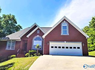 6290 Chula Vista Rd, Southside, AL 35907