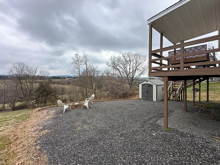 80 Greenview Dr — Photo 35