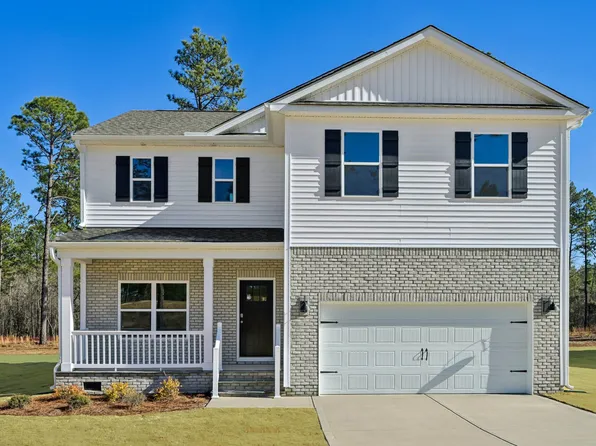 3065 Platinum Cir, West End, NC 27376