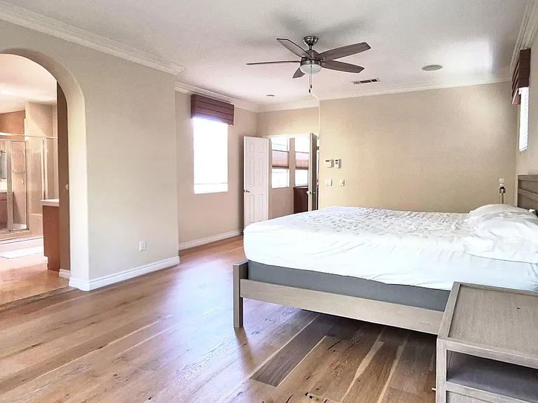 13945 Kerry Ln — Photo 11