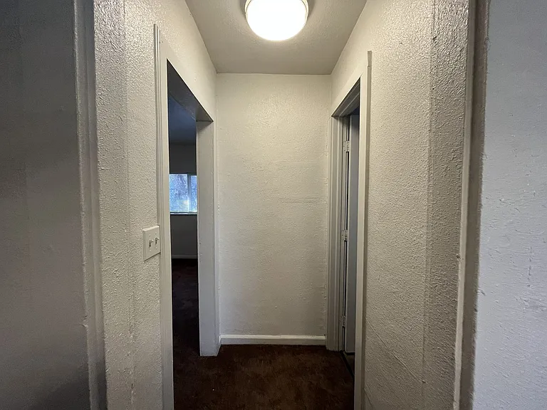 1044 Los Robles Blvd #B — Photo 7