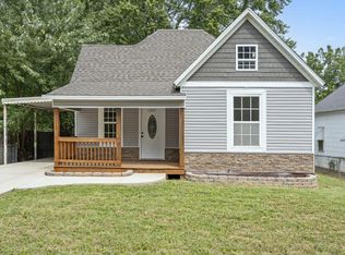 1221 W Thoman St, Springfield, MO 65803