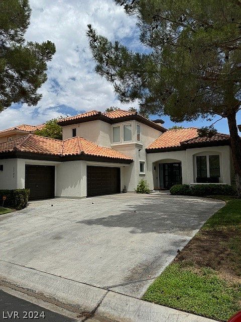 1st image of 2108 Bay Hill Dr
