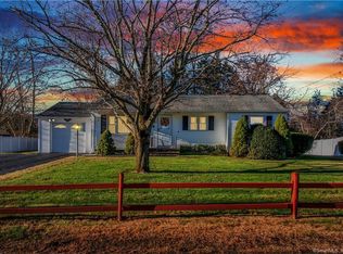 54 Allerton Rd, Naugatuck, CT 06770